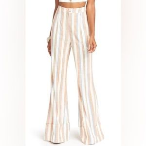Show Me Your MuMu- Flare Pants NWT- Size Medium
